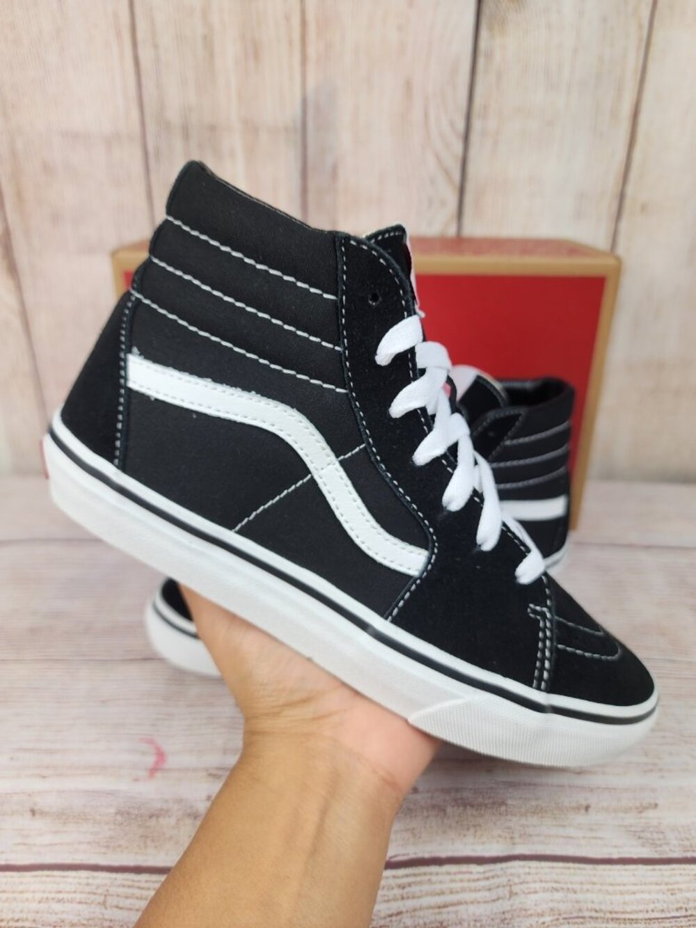NEW VANS Sk8-Hi Black White Shoes Womens Size 8.5 High Top Skate Suede Sneakers